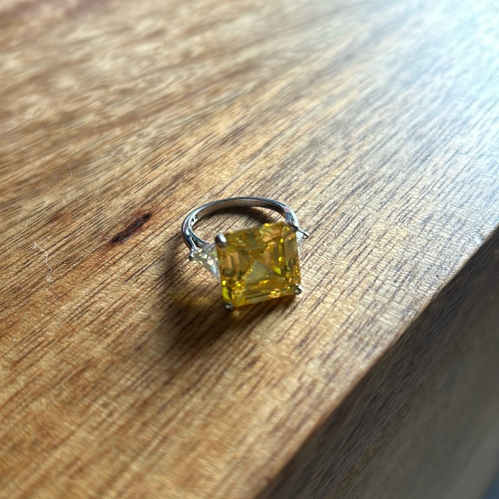 Crystal cocktail ring